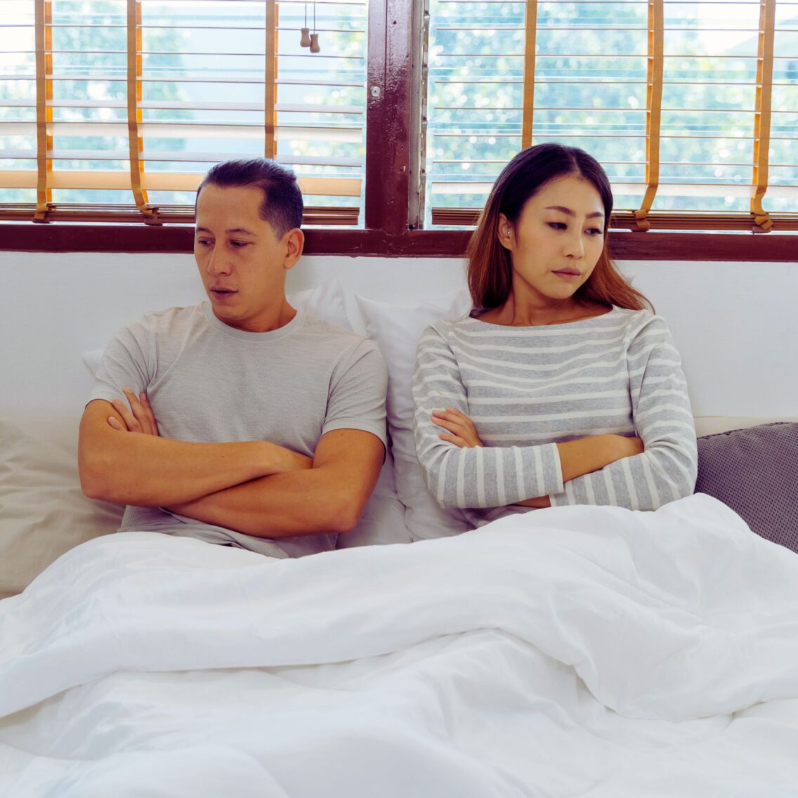 You Can Be in a Relationship and Still Feel Completely Alone